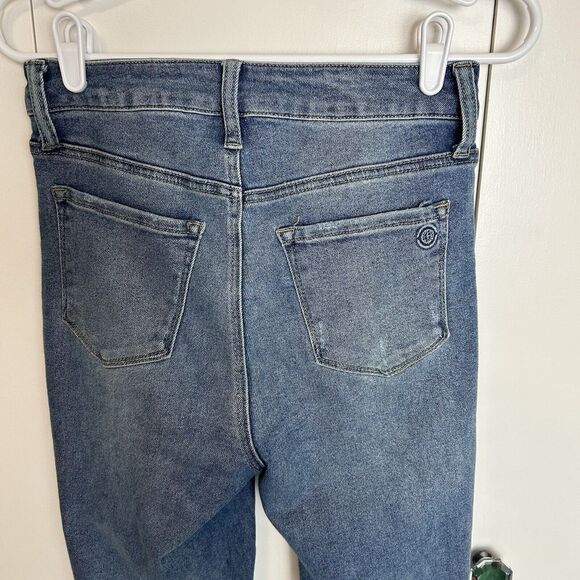 Max Studio Jeans Womens Sz 4 Blue Skinny High Rise Medium Wash Distressed Denim - Picture 5 of 7